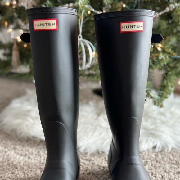 HUNTER Boots. Women’s Size 7. Never worn. Brand new! - Picture 1 of 5